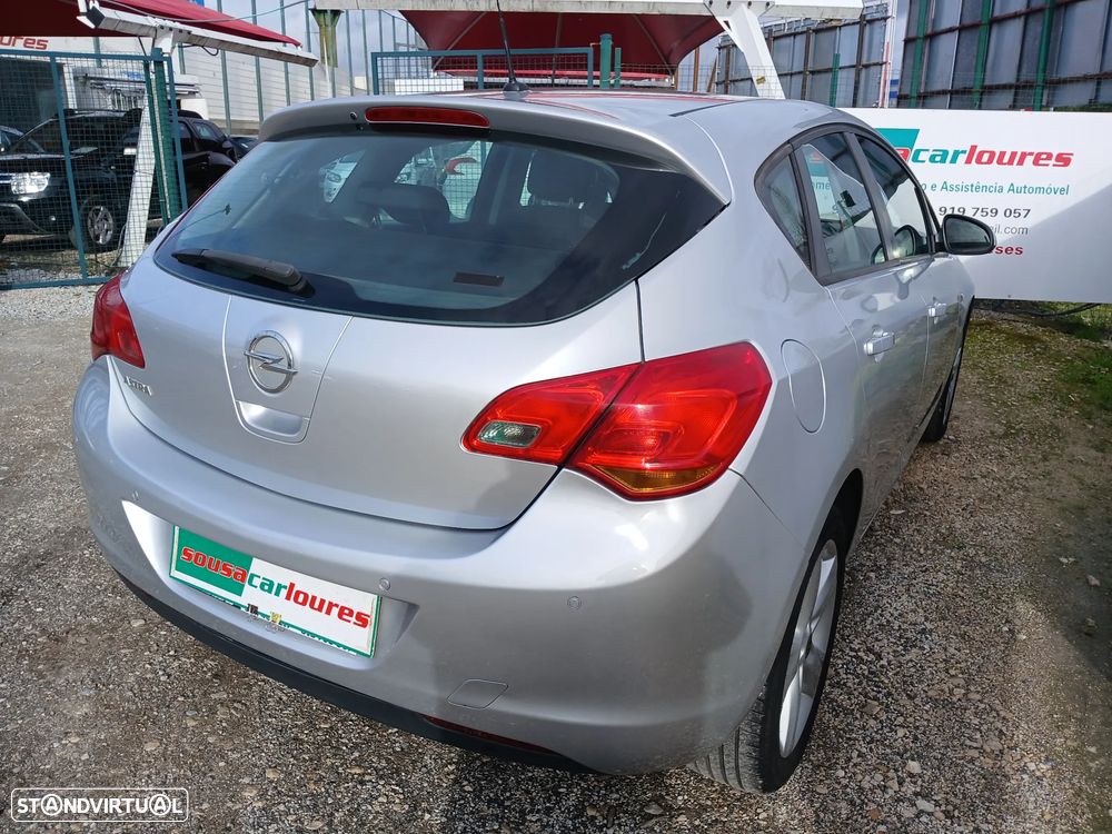 Opel Astra 1.4 Enjoy - 10