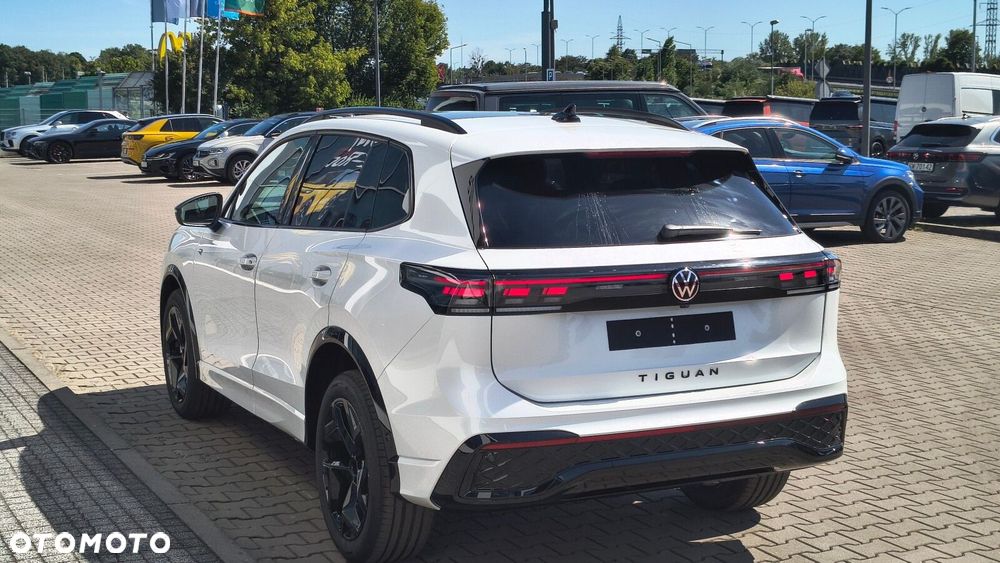 Volkswagen Tiguan - 9