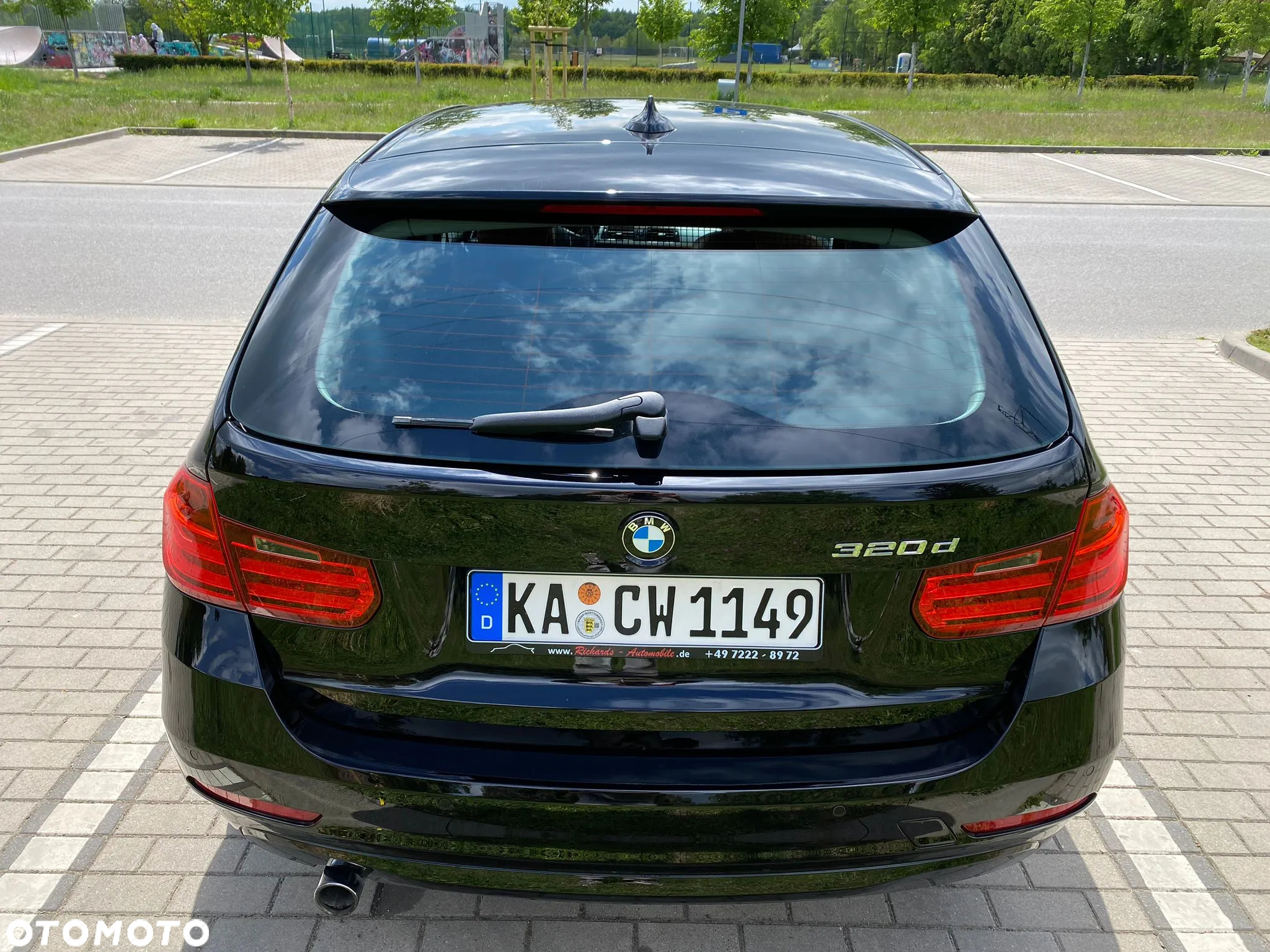 BMW Seria 3 320d Touring Luxury Line - 4