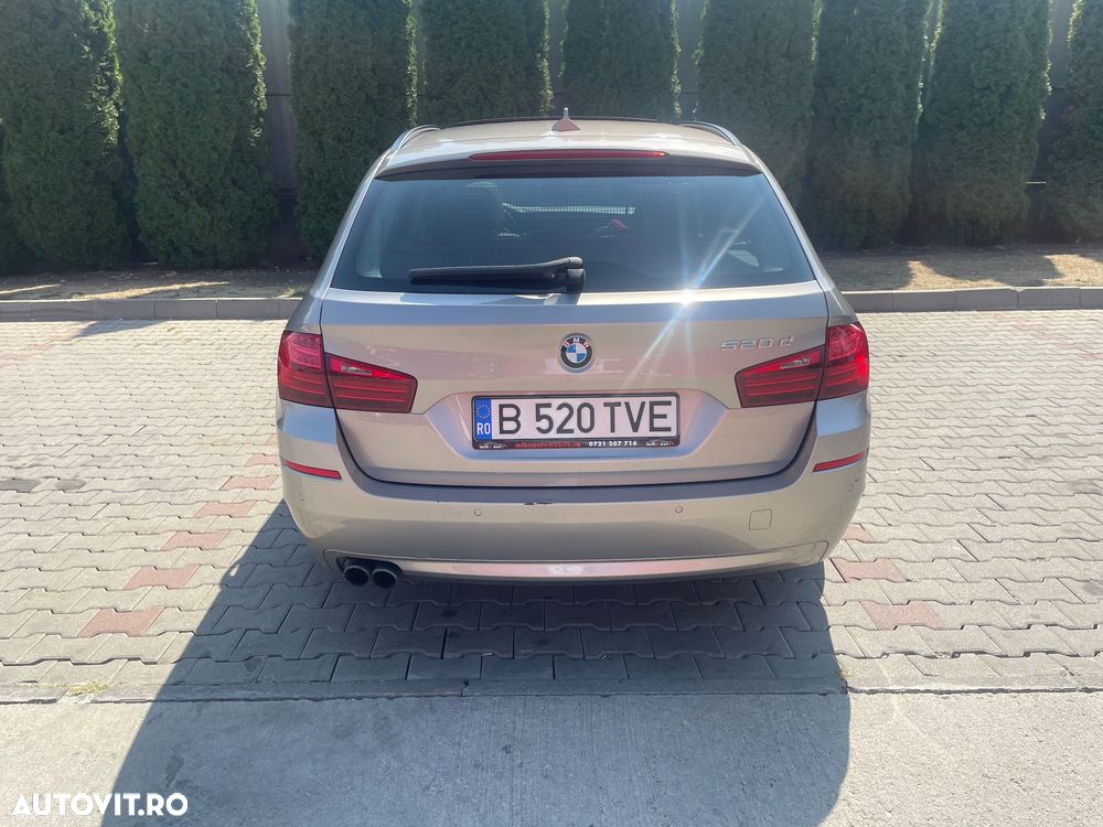 BMW Seria 5 520d Aut. Luxury Line - 11