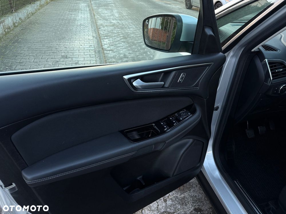 Ford S-Max 2.0 EcoBlue Titanium - 8