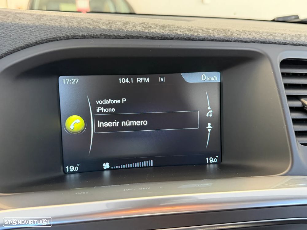 Volvo V60 2.0 D4 Momentum Eco - 22