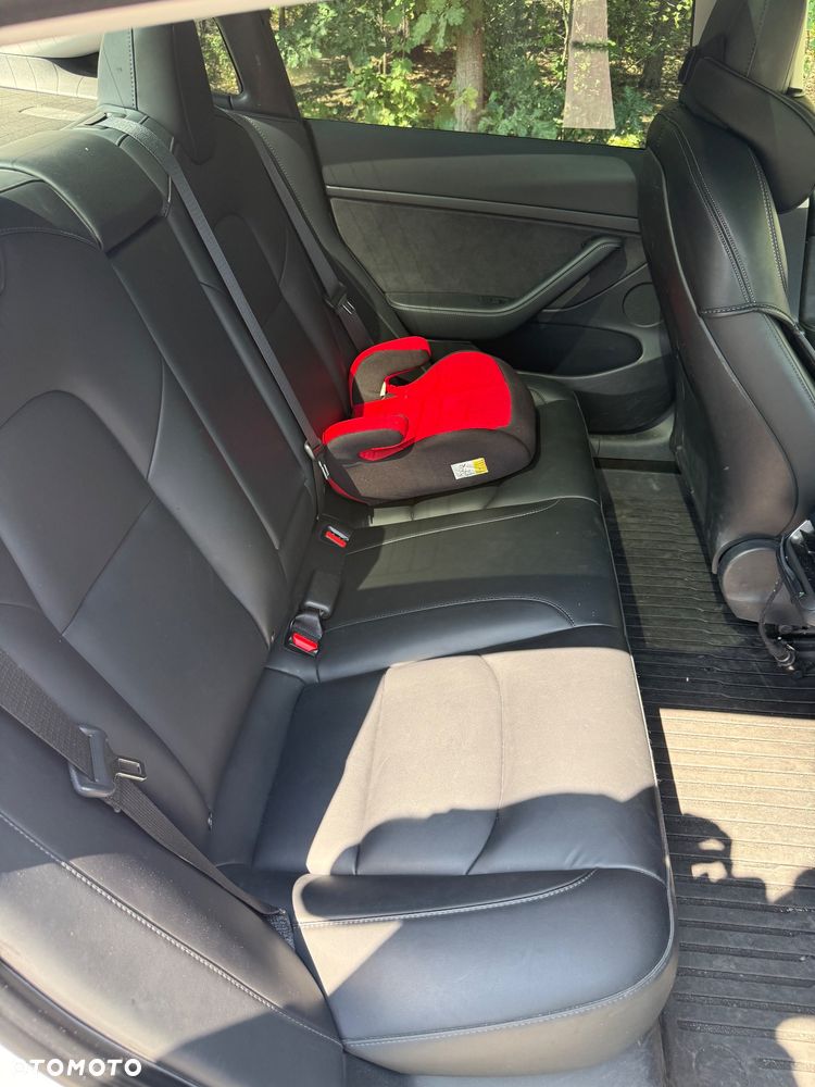 Tesla Model 3 Long Range AWD - 7