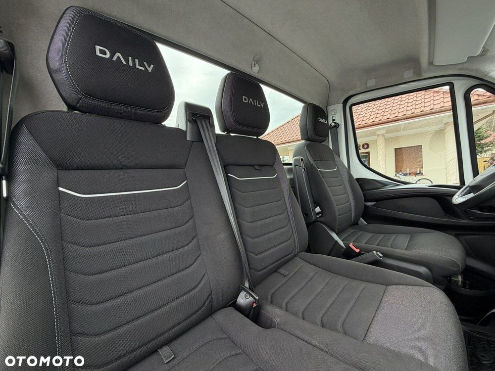 Iveco Daily 35S18 H - 17