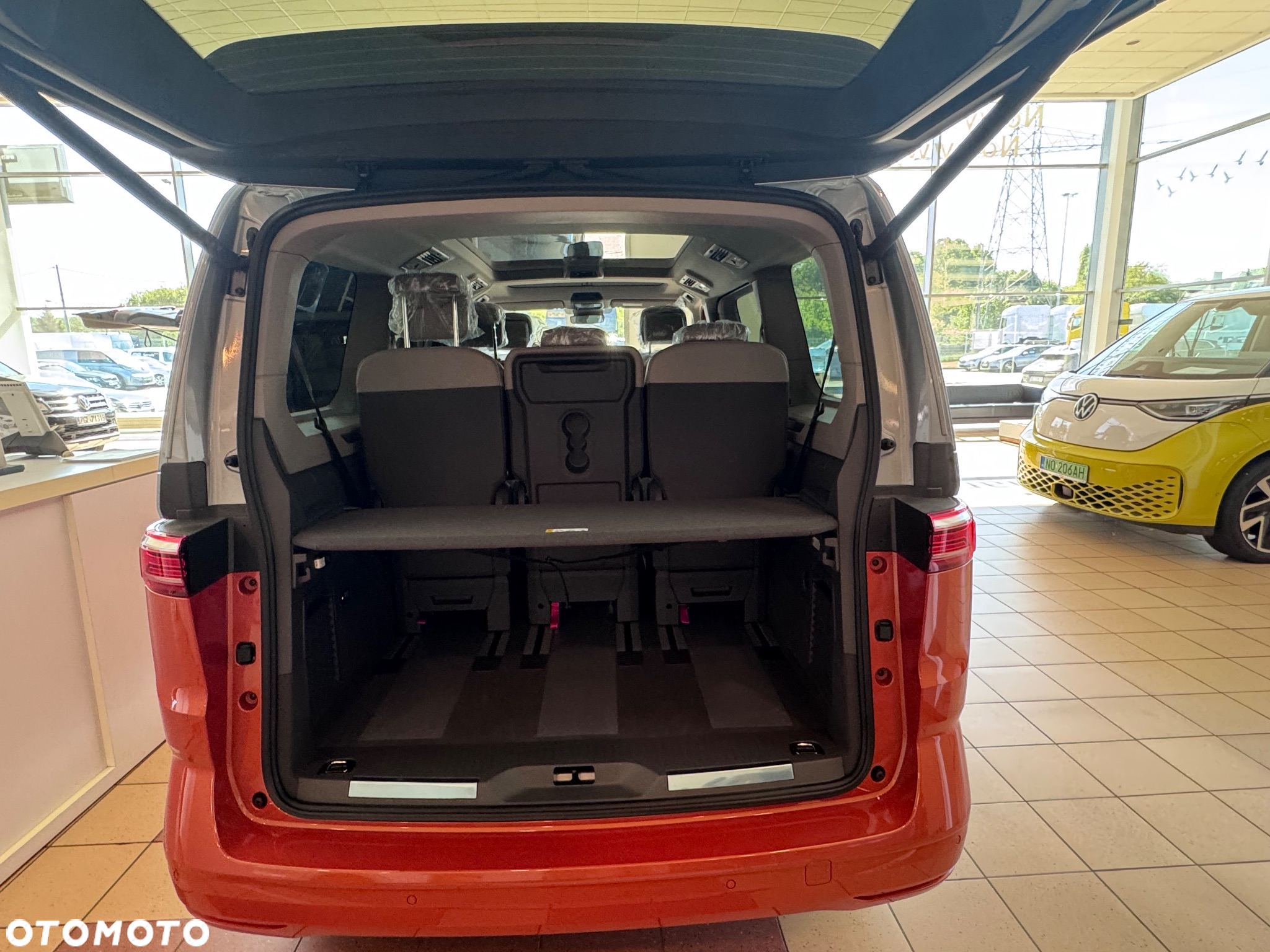 Volkswagen Multivan 2.0 TDI L2 Style DSG - 20