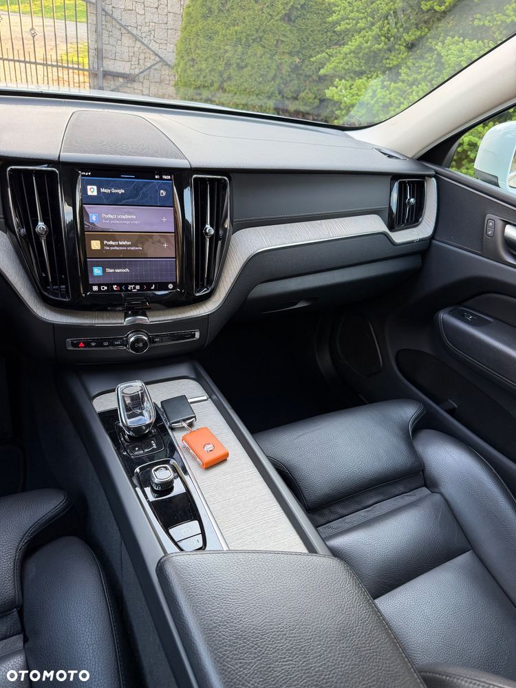 Volvo XC 60 B4 D AWD Inscription - 33