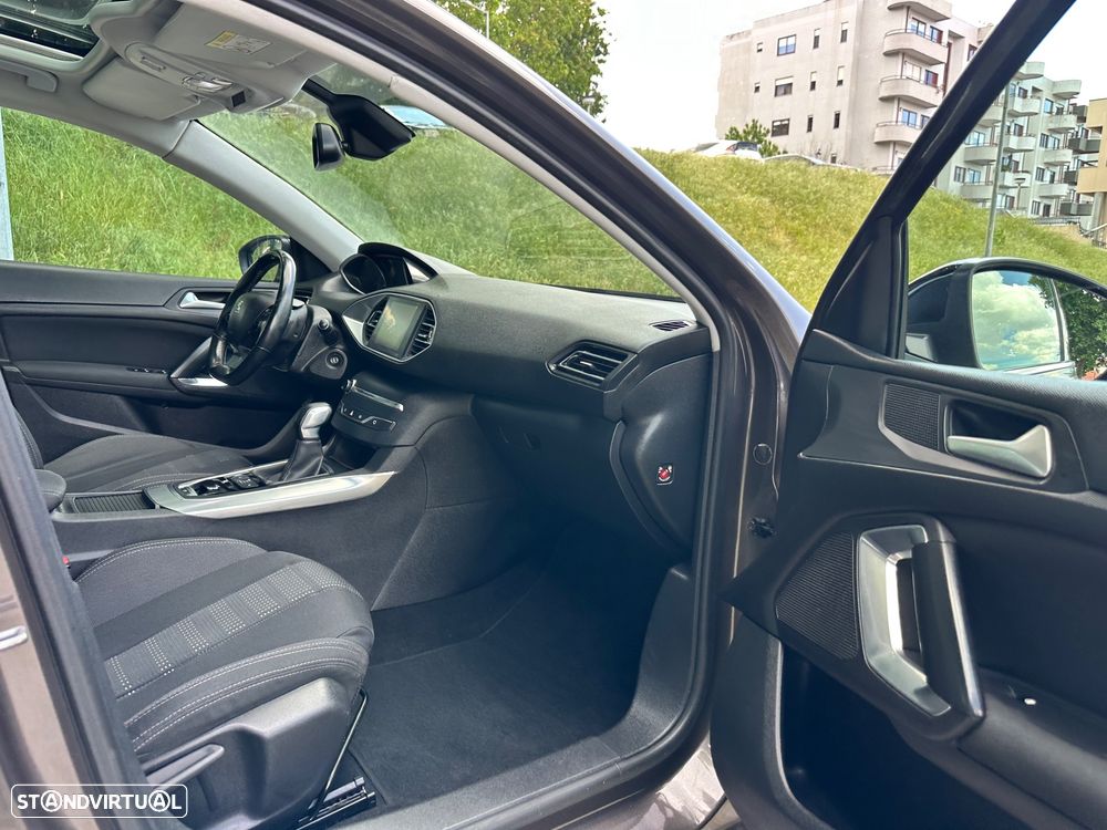 Peugeot 308 BlueHDi FAP 120 EAT6 Stop & Start Allure - 31
