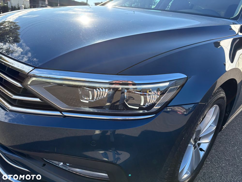 Volkswagen Passat 2.0 TDI EVO Elegance DSG - 8