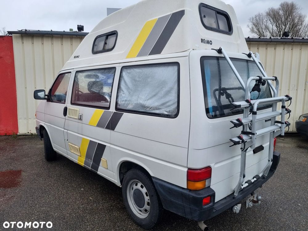 Volkswagen Transporter - 2