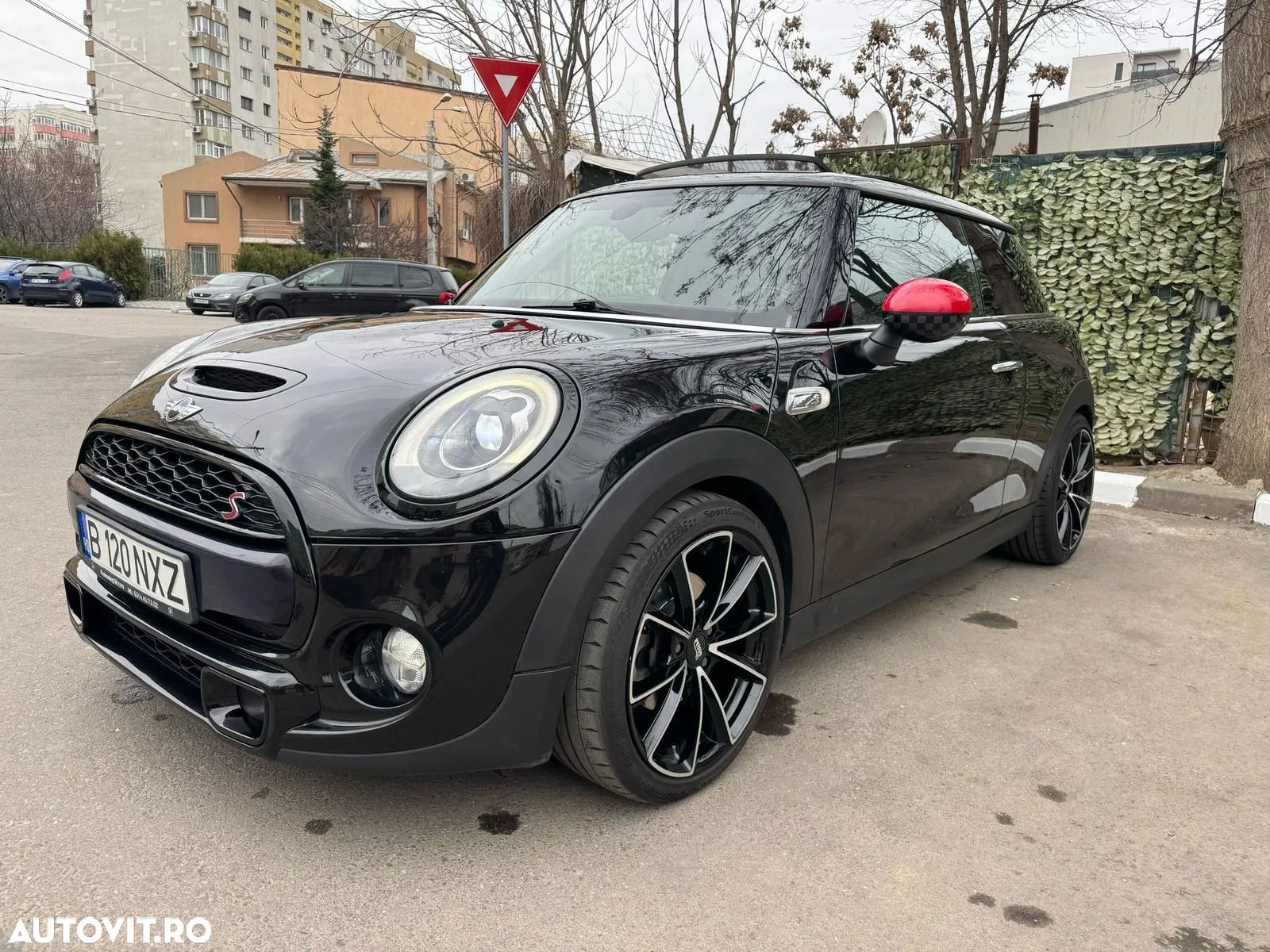 Mini Cooper - 1