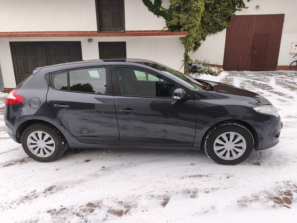 Renault Megane 1.6 16V 100 Authentique - 9