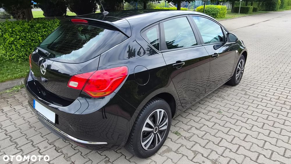 Opel Astra 1.6 Enjoy - 4