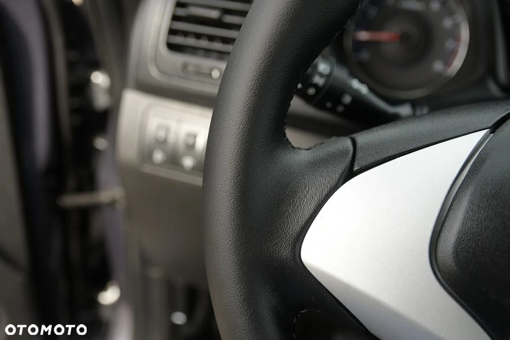 Hyundai ix20 - 27