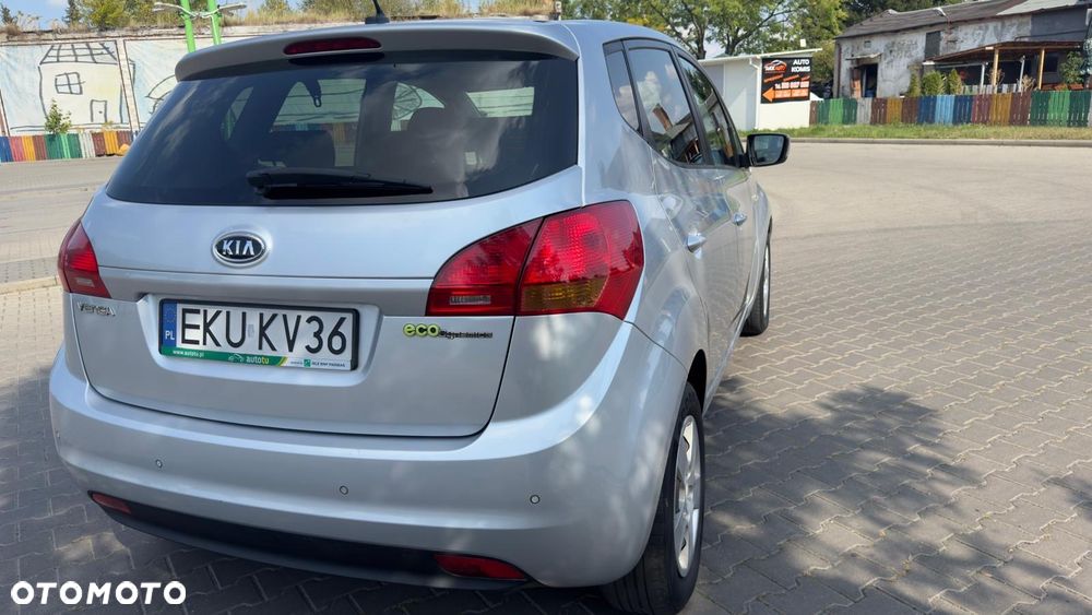 Kia Venga - 6