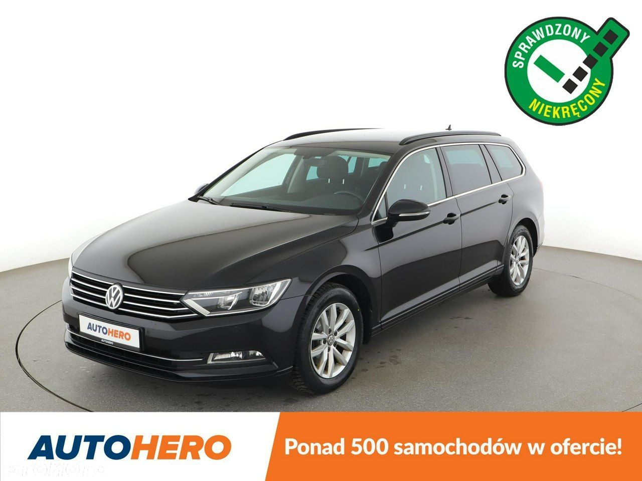 Volkswagen Passat - 1