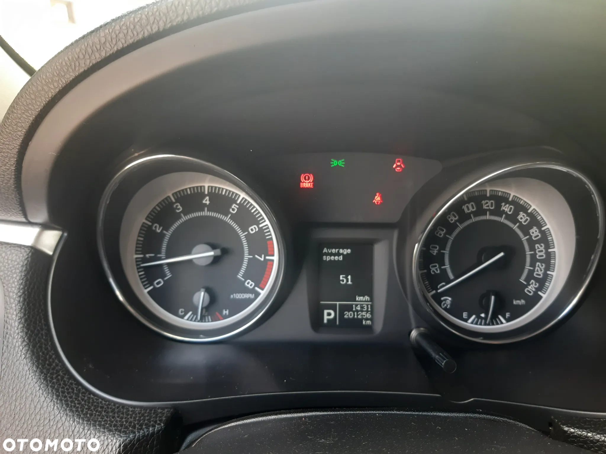 Suzuki Kizashi 2.4 Sport 4WD CVT - 9