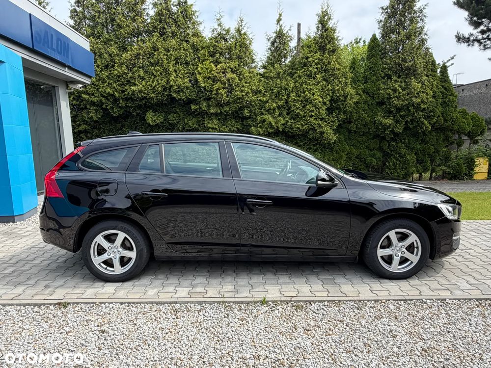Volvo V60 D2 Geartronic Summum - 2