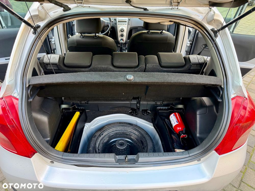 Toyota Yaris 1.3 Luna - 22