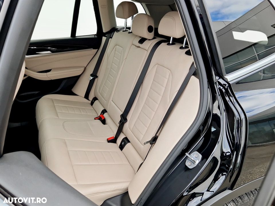 BMW X3 xDrive30i AT - 15