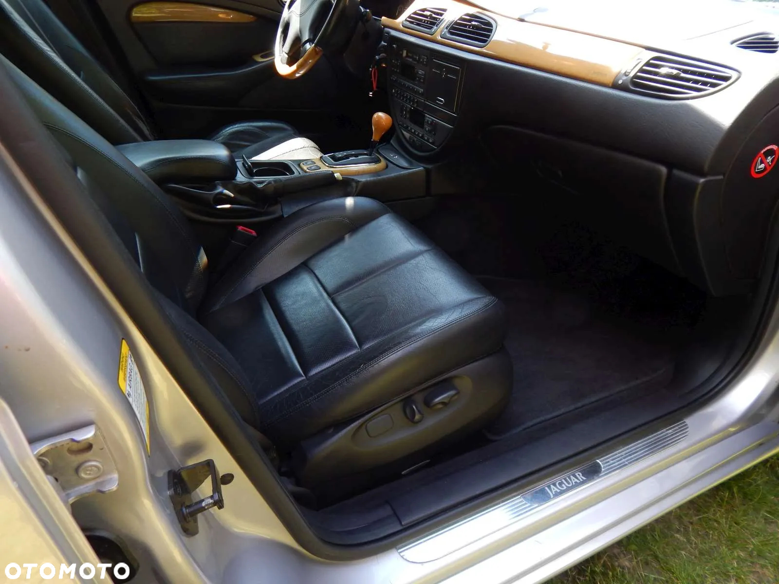 Jaguar S-Type - 10