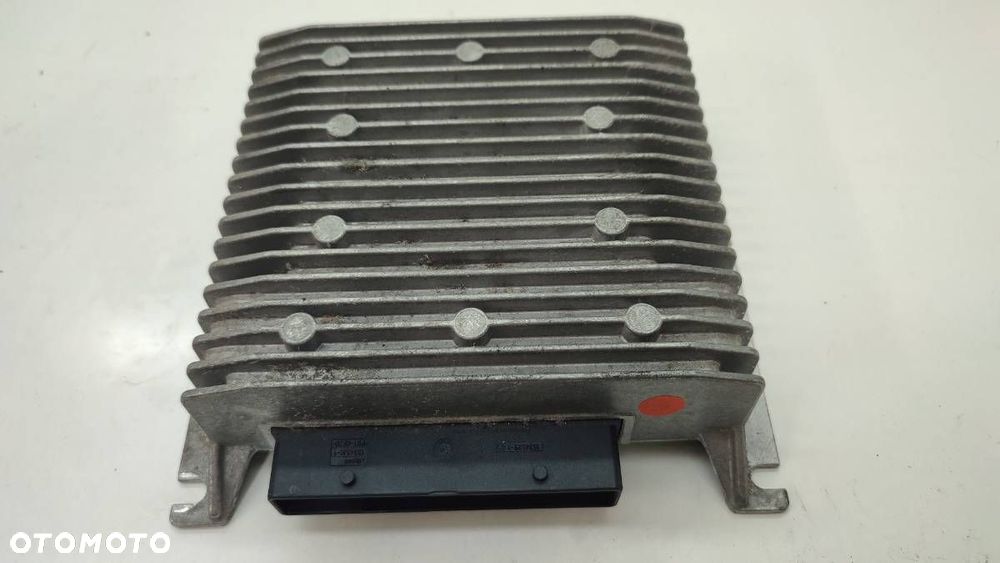 WZMACNIACZ 5K0035456A BLAUPUNKT ALHAMBRA SHARAN II 7N VW PASSAT