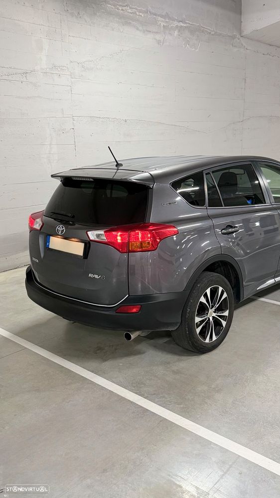 Toyota RAV4 2.0 D-4D 4x2 S&S Comfort - 6