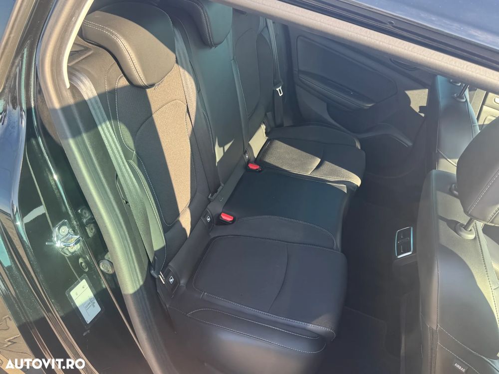 Renault Megane BLUE dCi 115 EDC LIMITED - 11