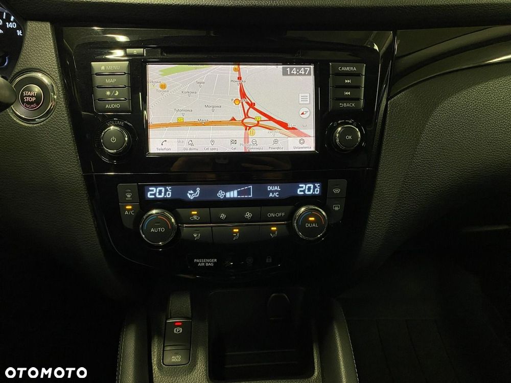 Nissan Qashqai 1.3 DIG-T N-Connecta - 28