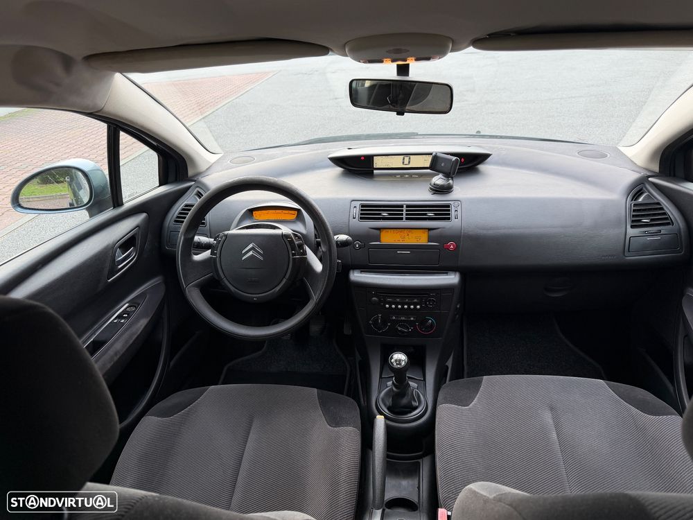 Citroën C4 1.6 HDi SX - 15