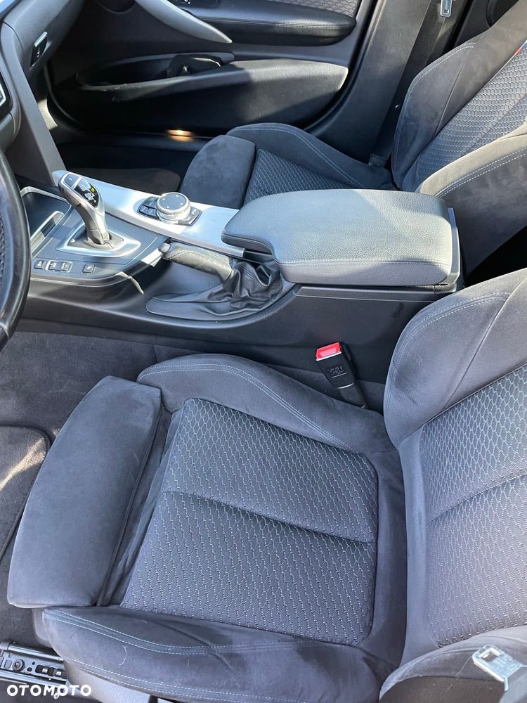 BMW Seria 3 320i GPF M Sport Shadow sport - 21