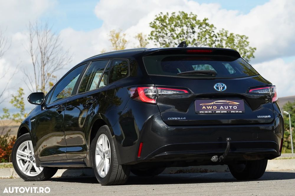 Toyota Corolla 1.8 HSD Business - 5