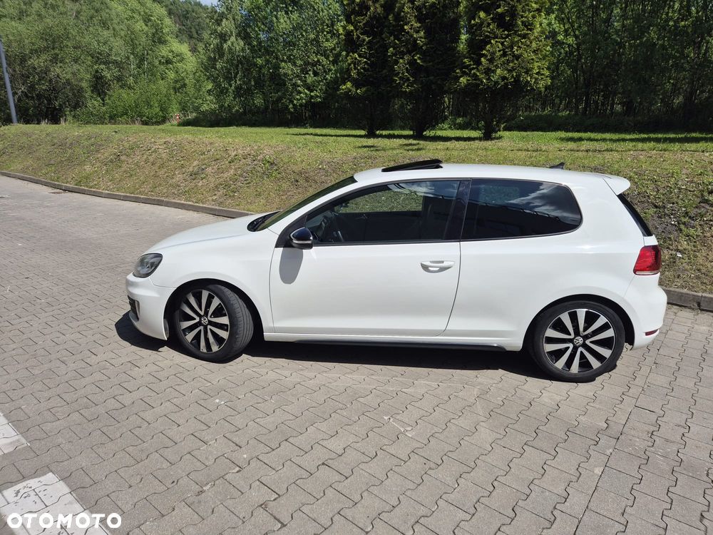 Volkswagen Golf 2.0 TDI GTD - 13