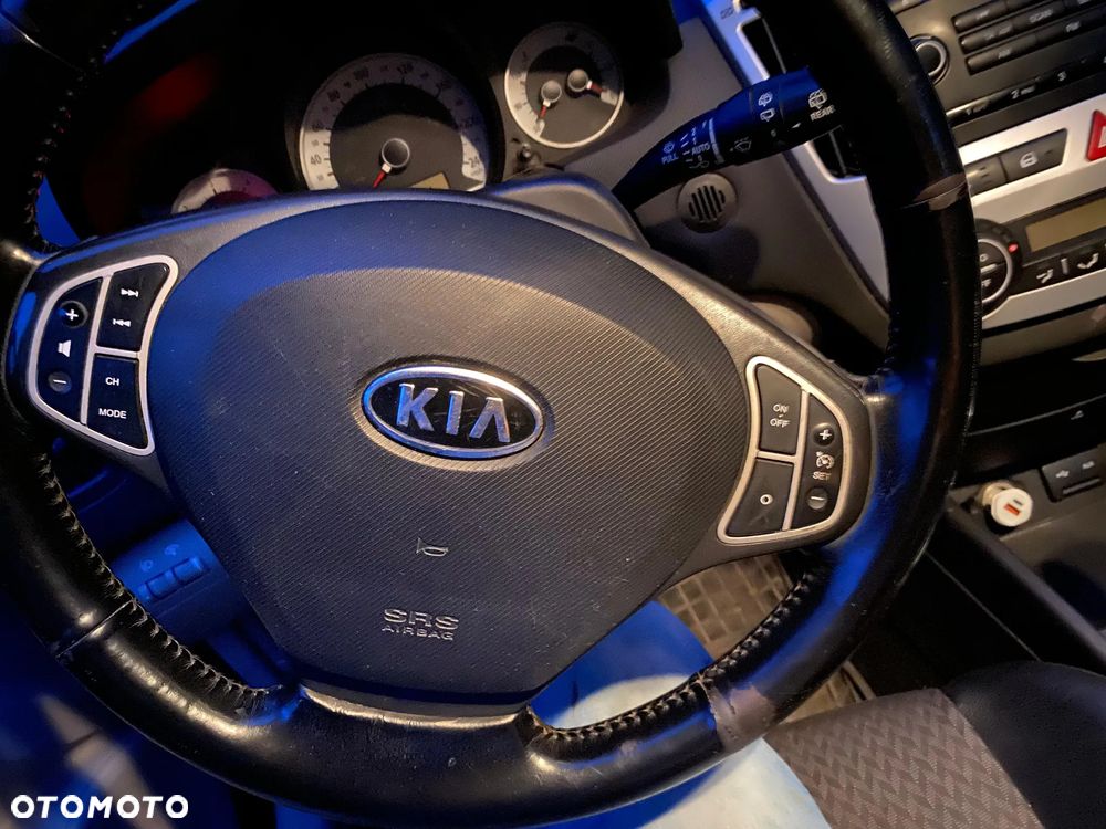 Kia Ceed Cee'd 2.0 crdi Optimum + - 11