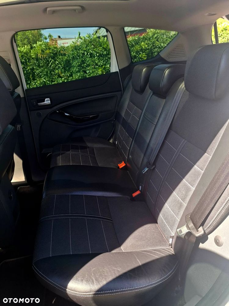 Ford Kuga 2.0 TDCi Titanium S - 13