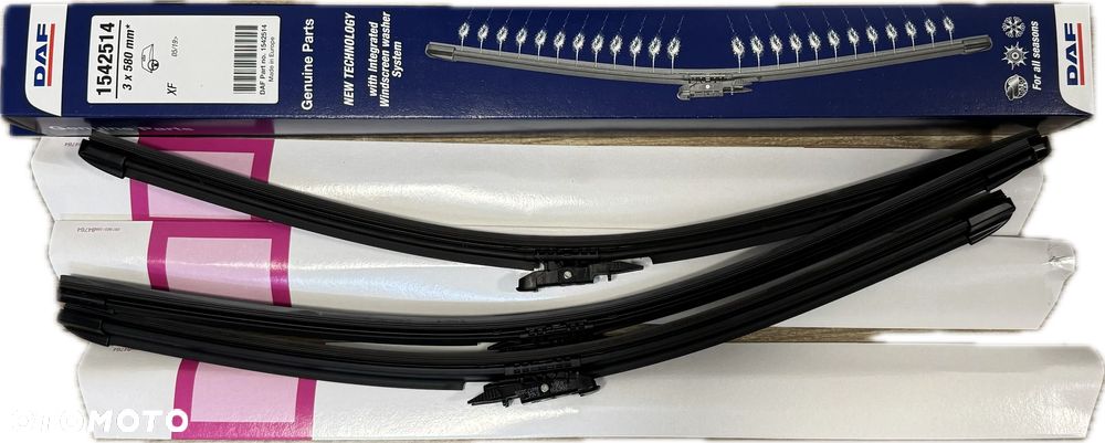 Komplet piór wycieraczek z dyszami spryskiwaczy DAF XF 1542514 - 1