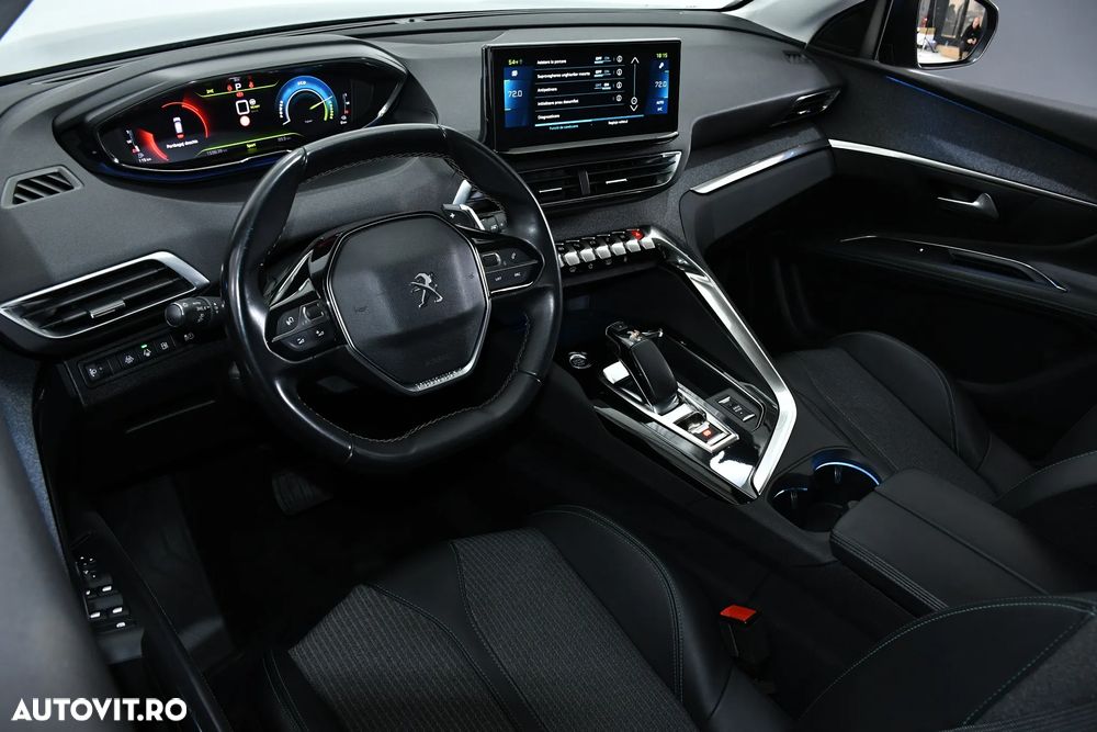 Peugeot 3008 Plug-In Hybrid 225 e-EAT8 Allure Pack - 12