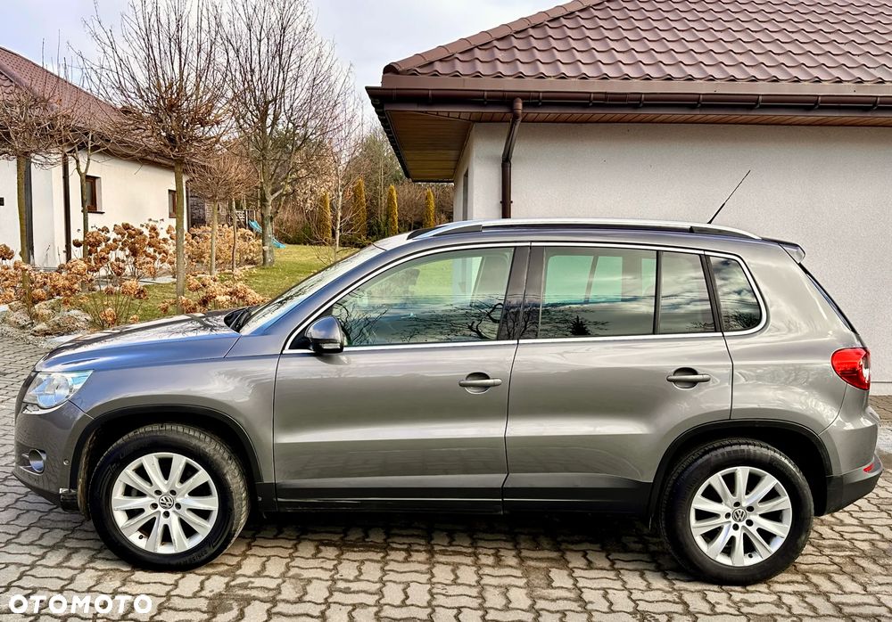 Volkswagen Tiguan - 8