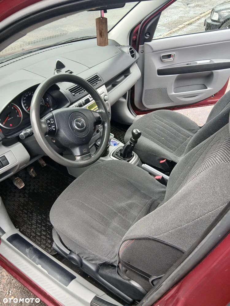 Mazda 2 - 9