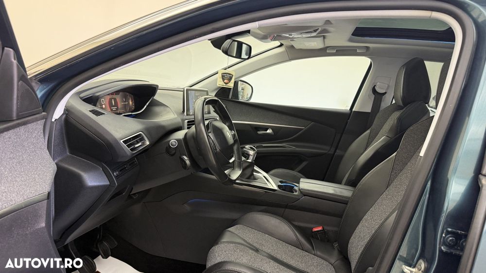 Peugeot 5008 - 12