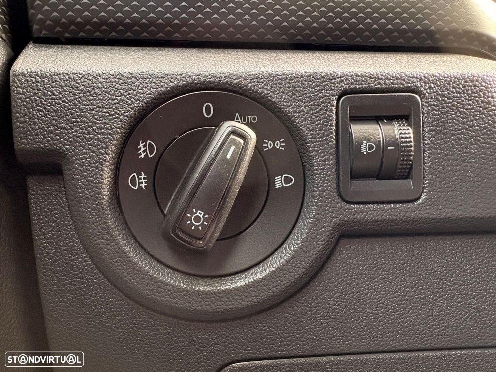 VW T-Cross 1.0 TSI - 21