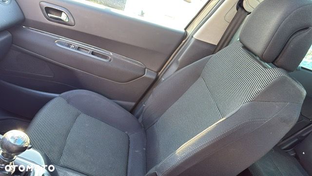 Peugeot 5008 HDI FAP 150 Platinum - 20