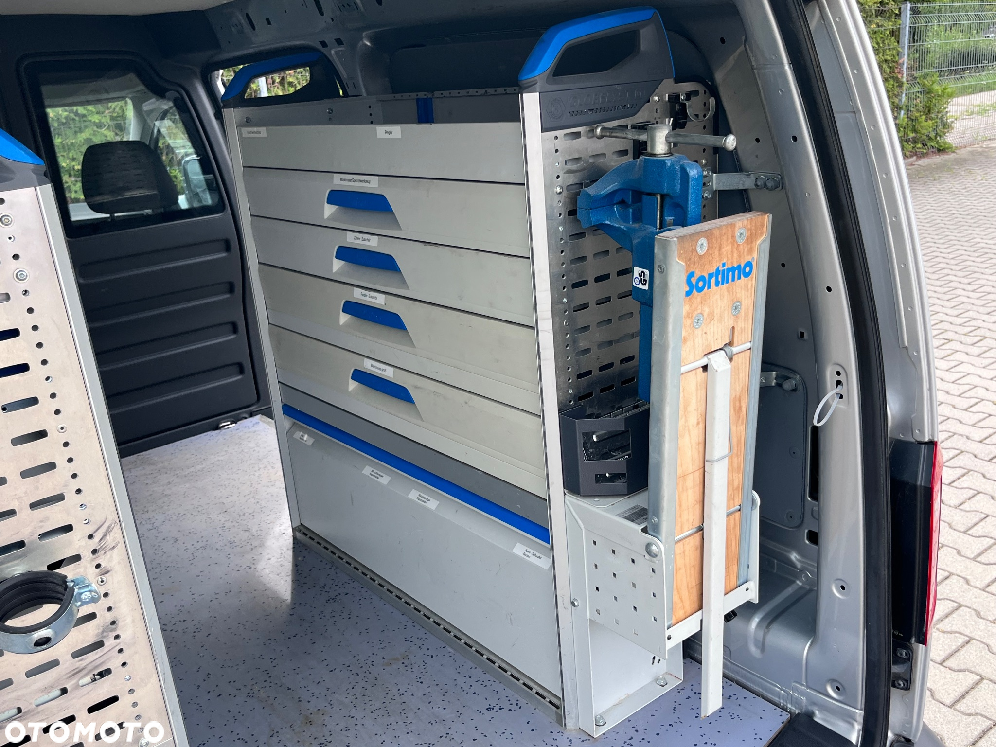 Volkswagen Caddy - 13