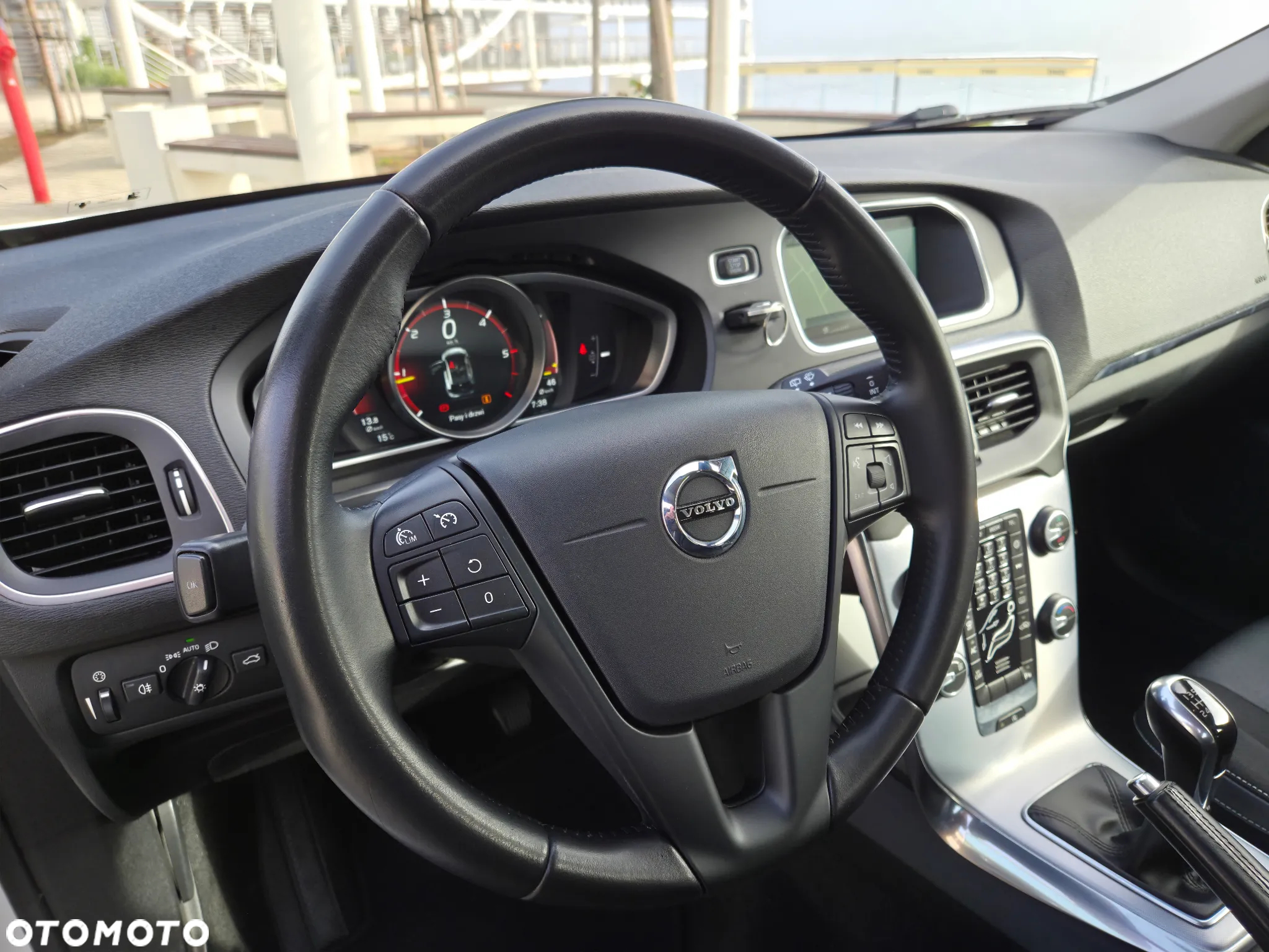 Volvo V40 D2 Drive-E Kinetic - 9