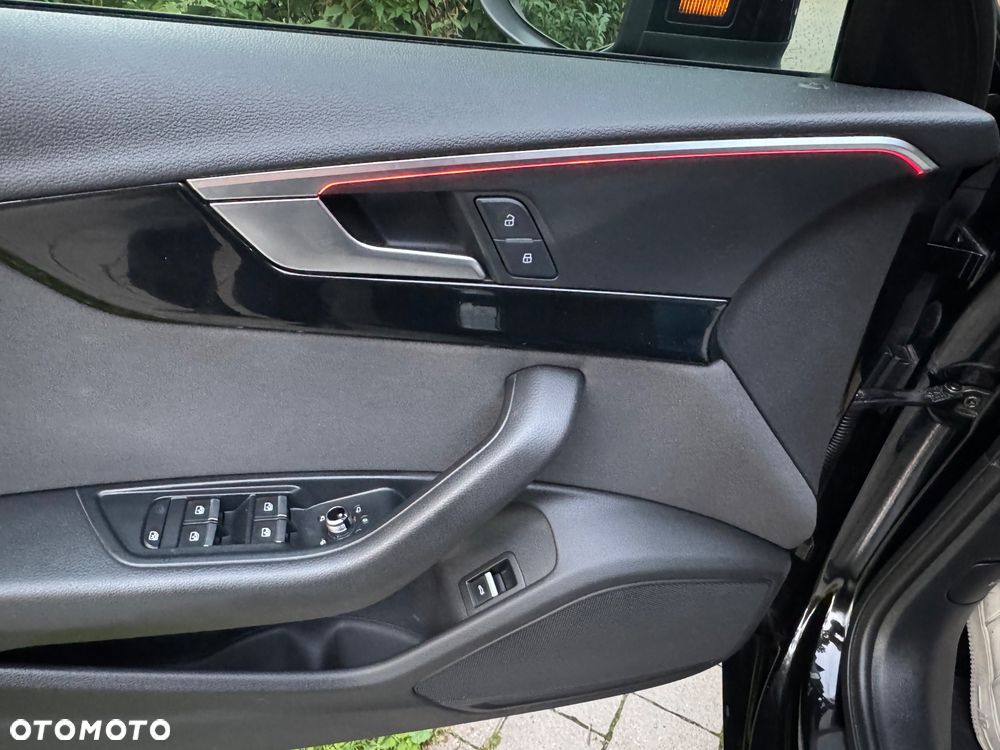 Audi A4 Avant 35 TDI S tronic design - 34