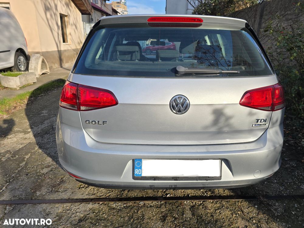 Volkswagen Golf 1.6 TDI DPF BMT Trendline - 12