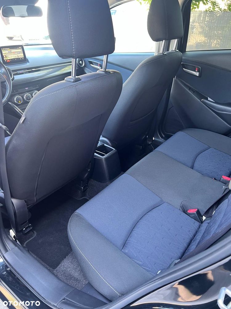 Mazda 2 - 11