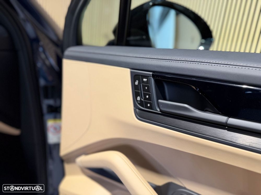 Porsche Cayenne S E-Hybrid Black Edition - 22