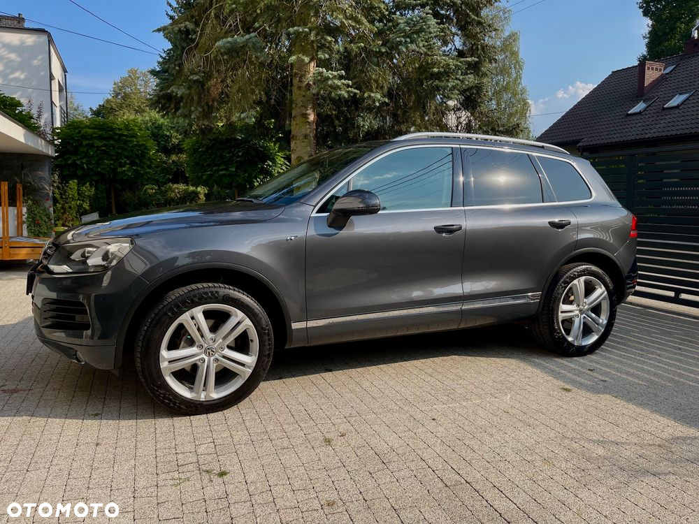 Volkswagen Touareg 3.0 V6 TDI BMT R-Style - 2