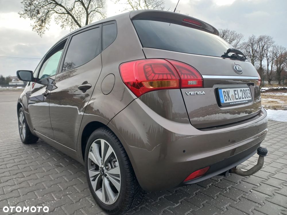 Kia Venga 1.6 CVVT Black Collection - 12