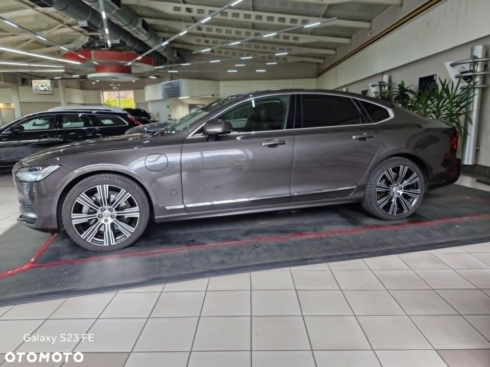 Volvo S90 T8 AWD Plug-In Hybrid Inscription - 4